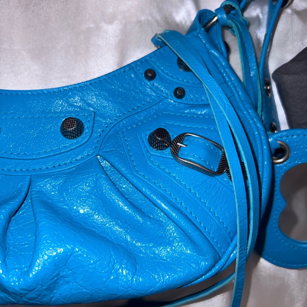 💕🚨SALE NWT Authentic Balenciaga Le Cagole XS in Turquoise / Blue Leather - Picture 8 of 9